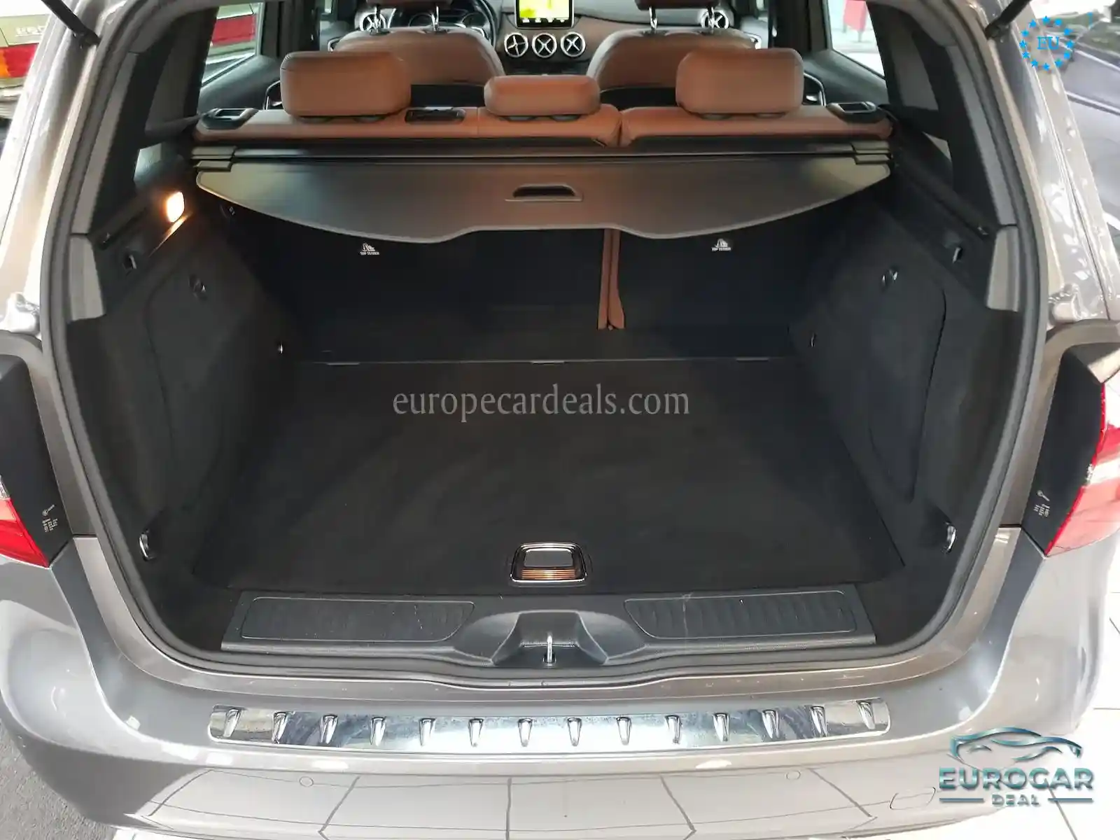 Mercedes-Benz B 180