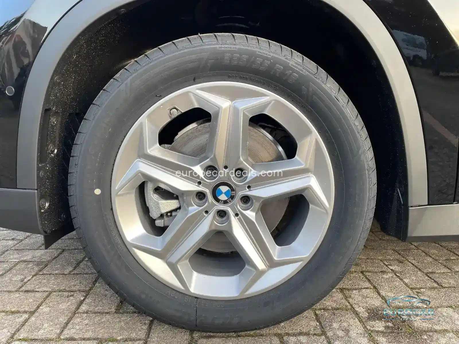 BMW iX1