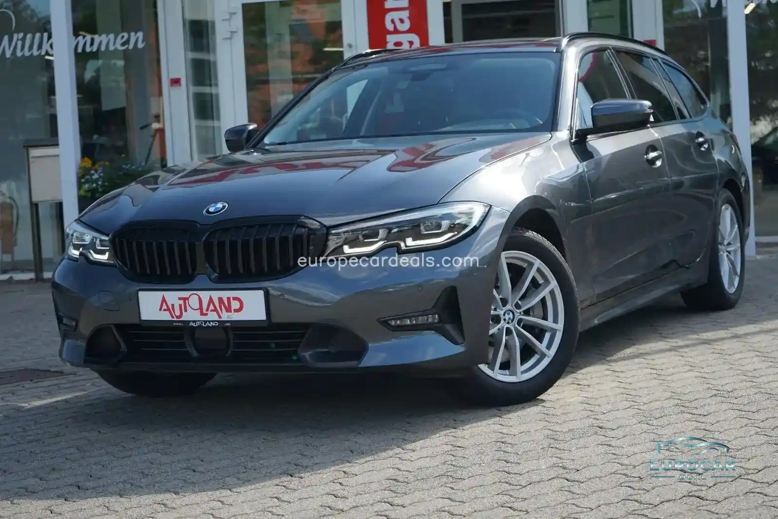 BMW 330