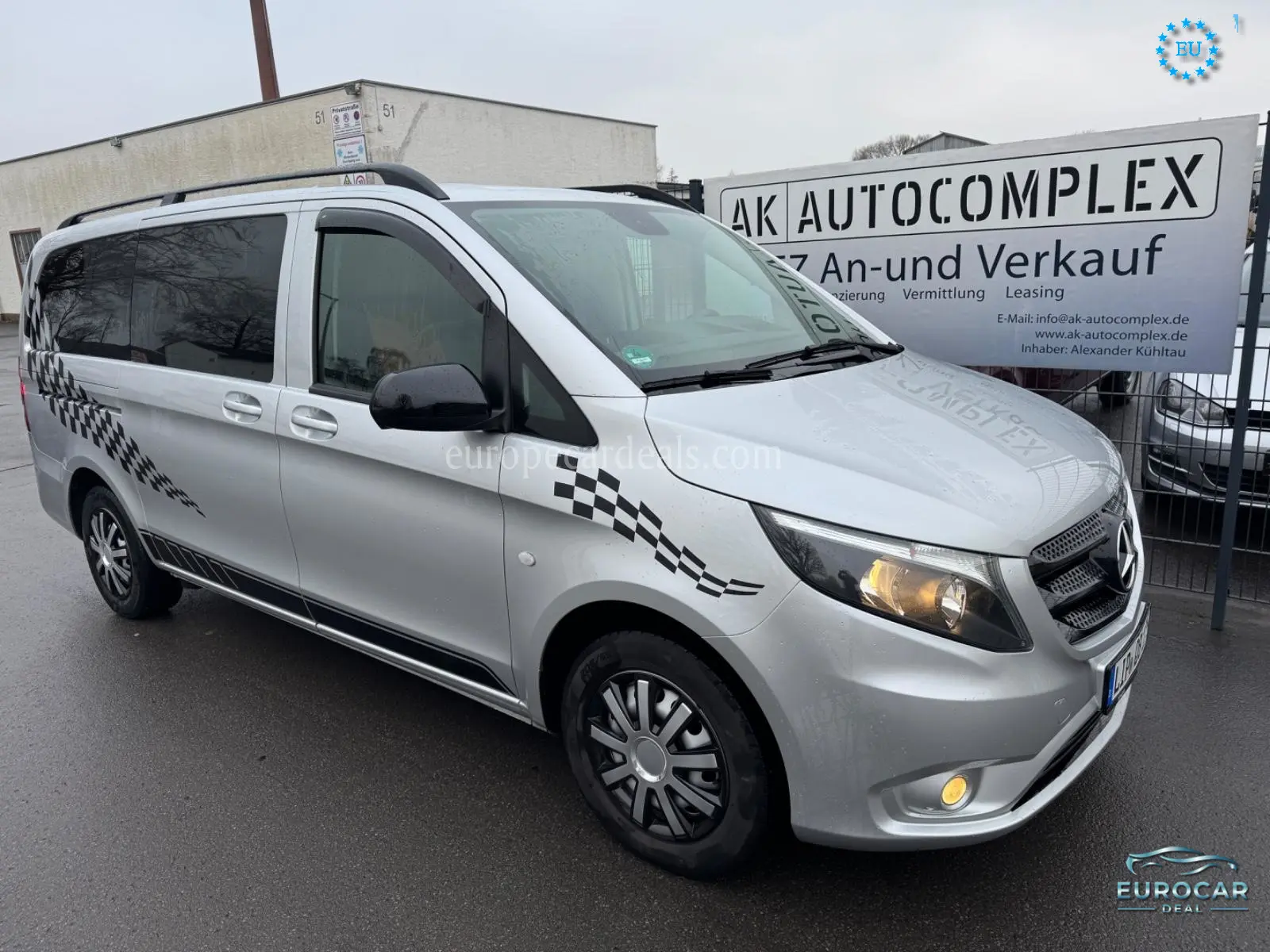 Mercedes-Benz V 220