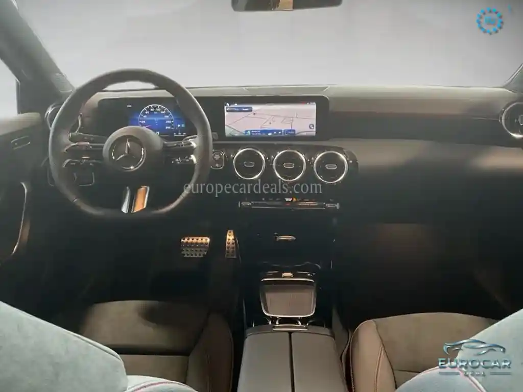 Mercedes-Benz A 220