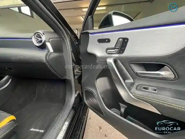 Mercedes-Benz A 45 AMG
