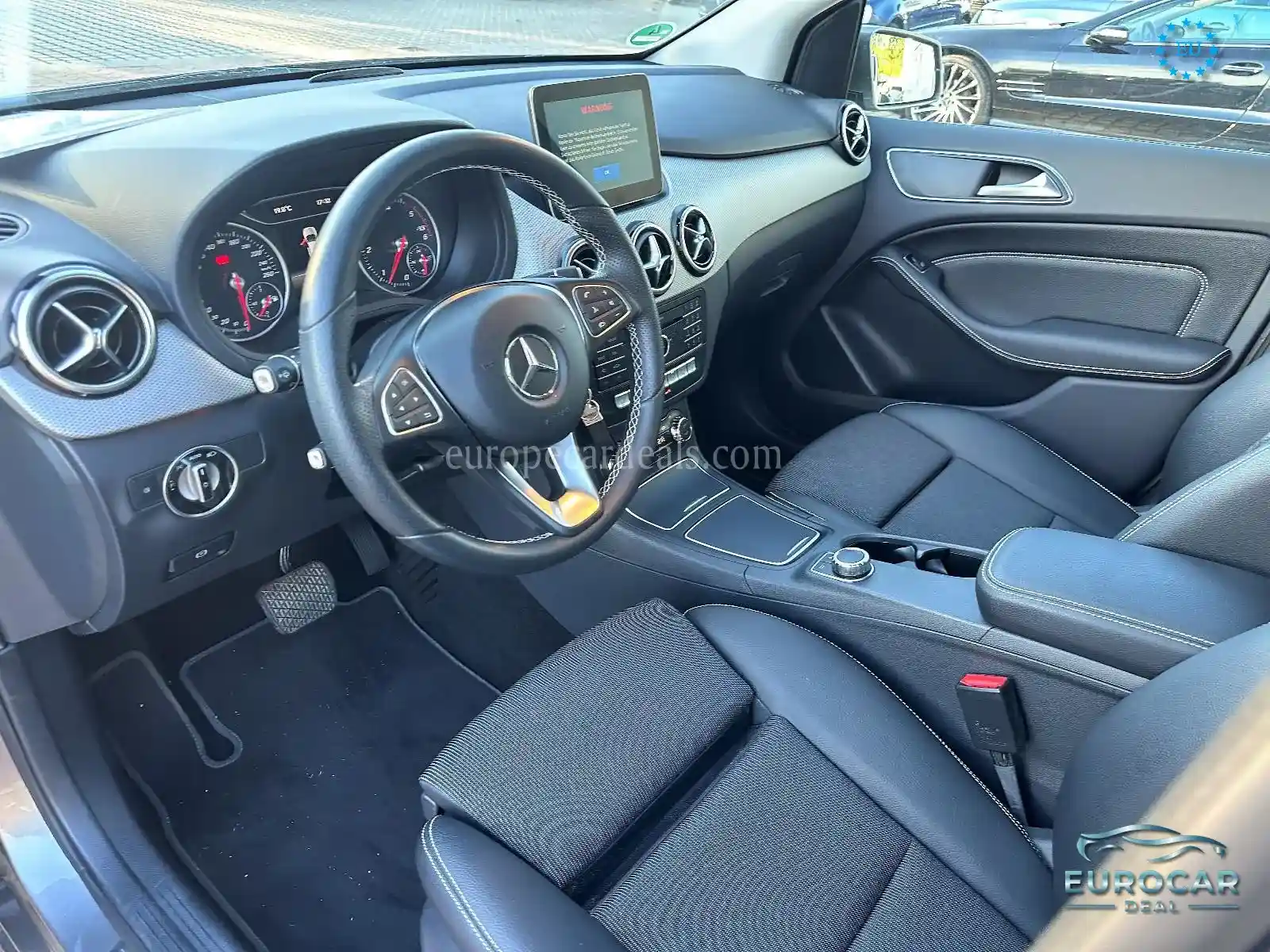 Mercedes-Benz B 200