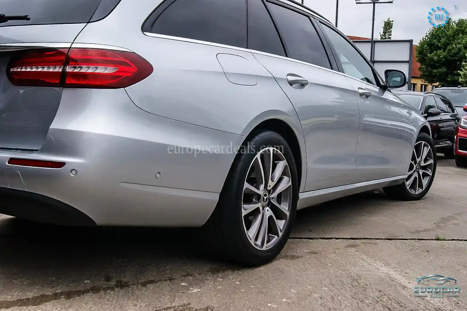 Mercedes-Benz E 200