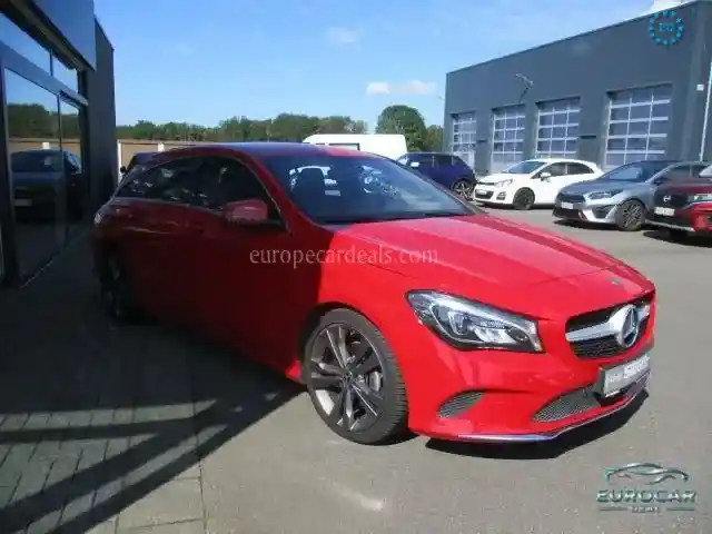 Mercedes-Benz CLA 200 Shooting Brake
