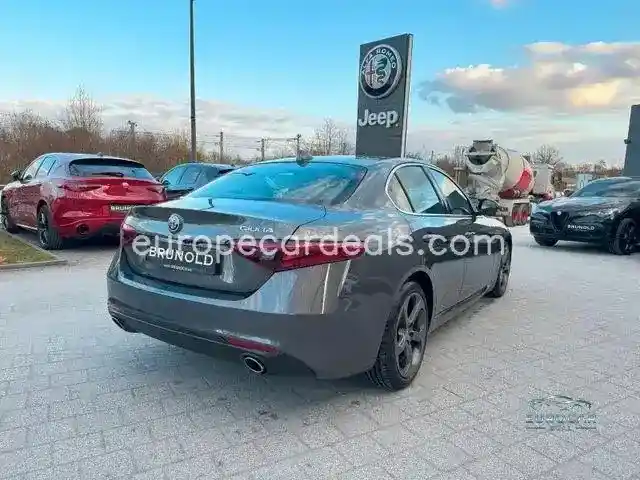 Alfa Romeo Giulia