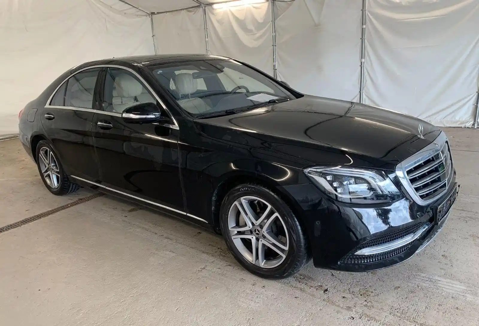 Mercedes-Benz S 560