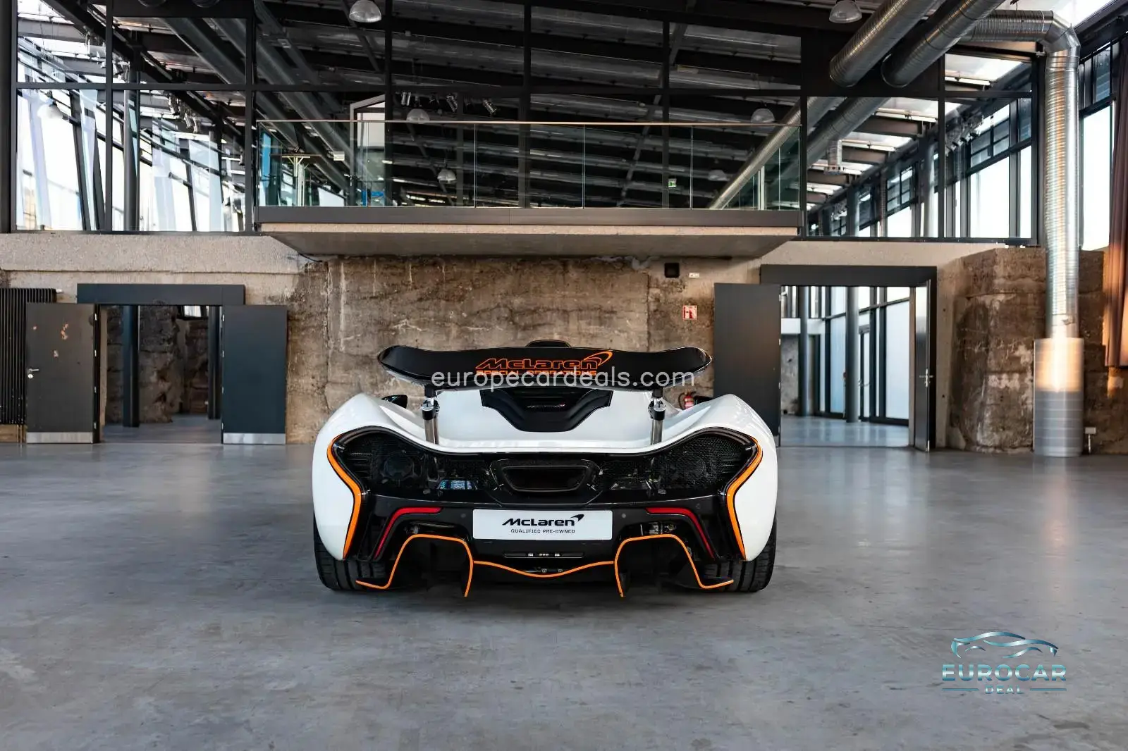McLaren P1