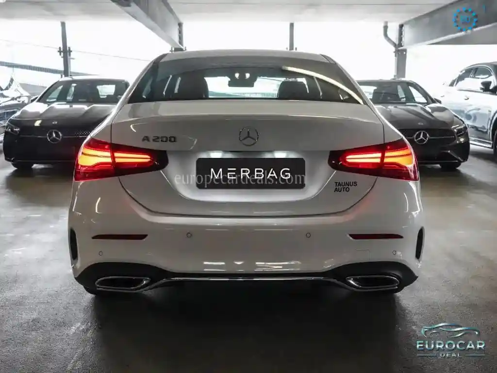 Mercedes-Benz A 200