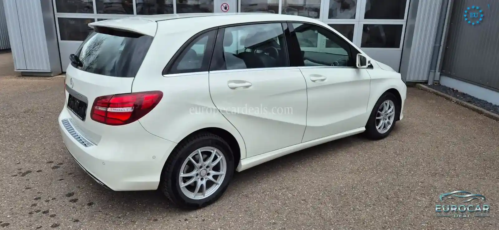 Mercedes-Benz B 200