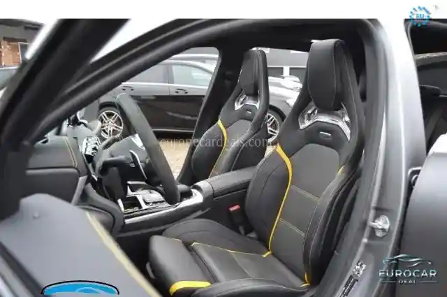 Mercedes-Benz A 45 AMG