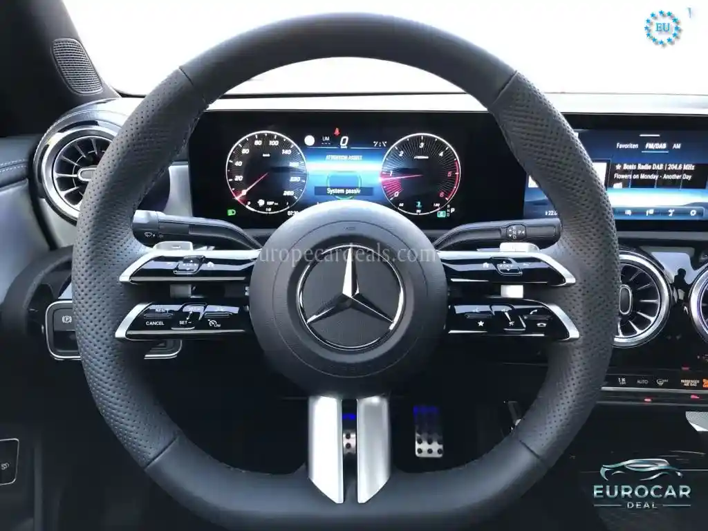 Mercedes-Benz CLA 220