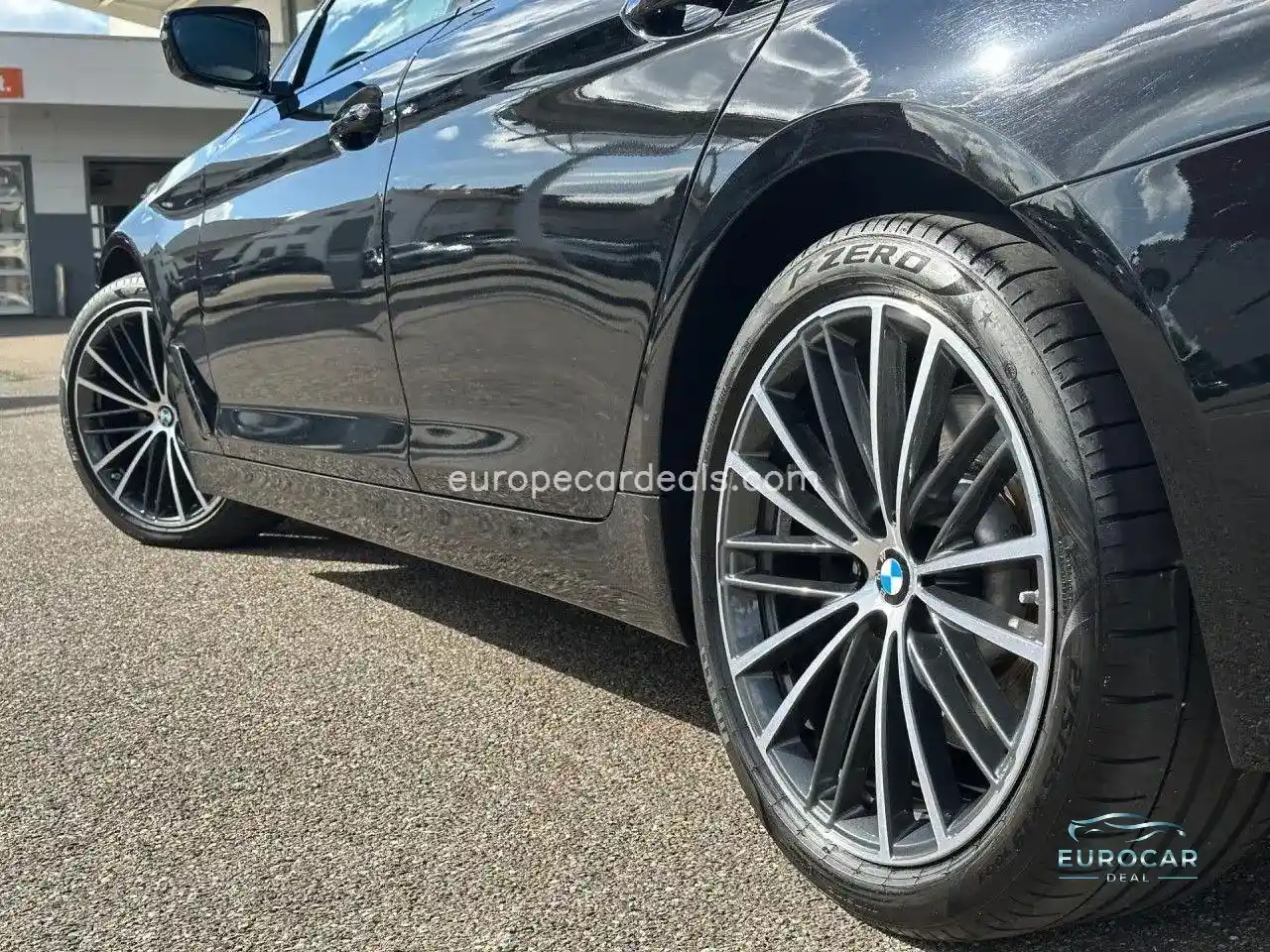 BMW 530