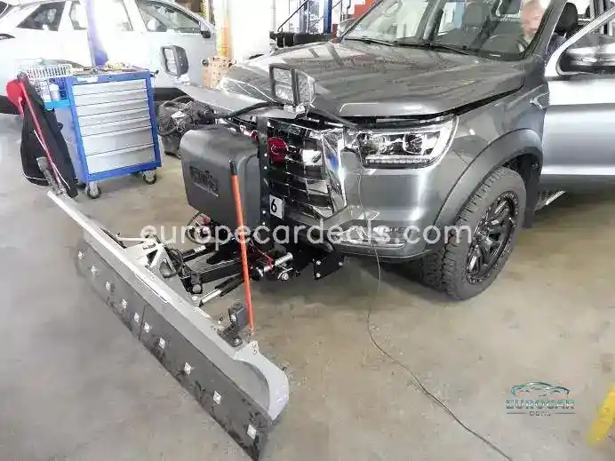 JAC 8 Pro