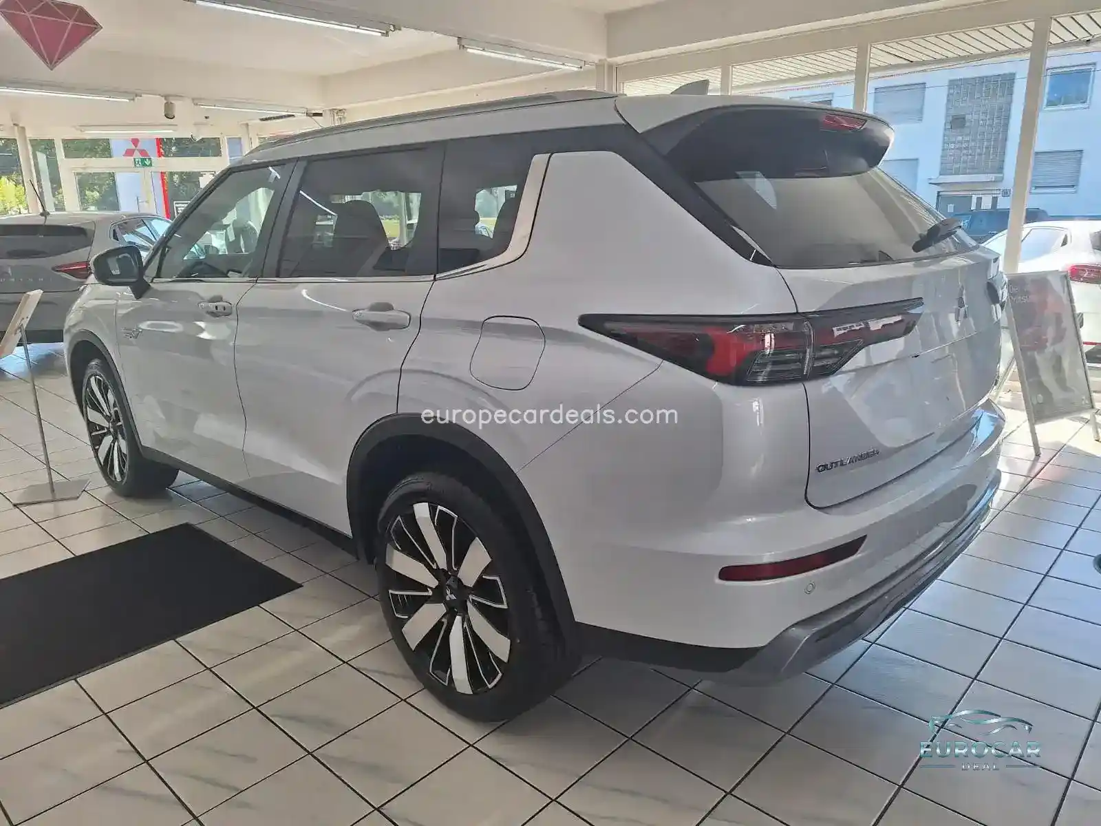 Mitsubishi Plug-in Hybrid Outlander