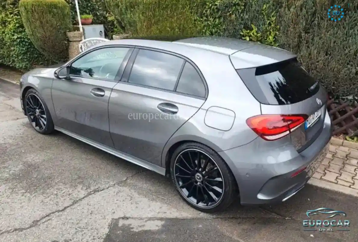 Mercedes-Benz A 180