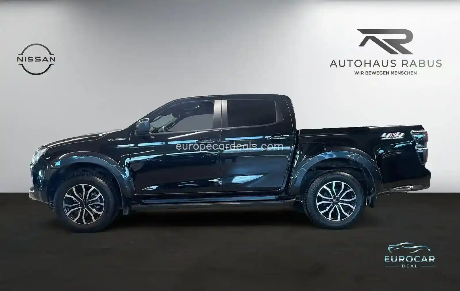 DoubleCab 4WD AT V-Cross Kam SHZ AHK Apple