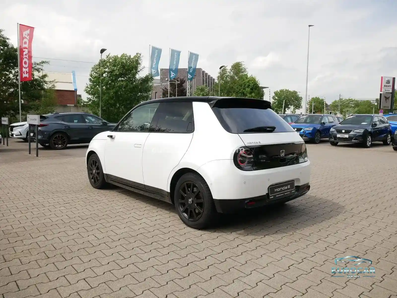Honda e