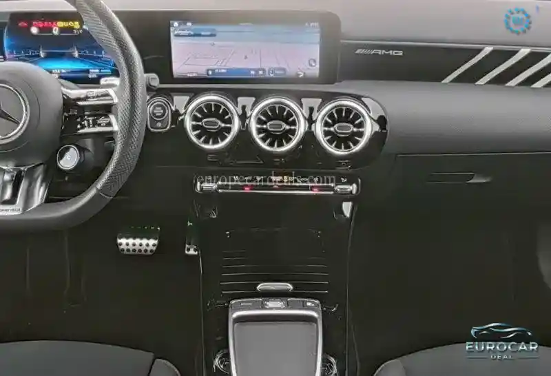 Mercedes-Benz A 35 AMG