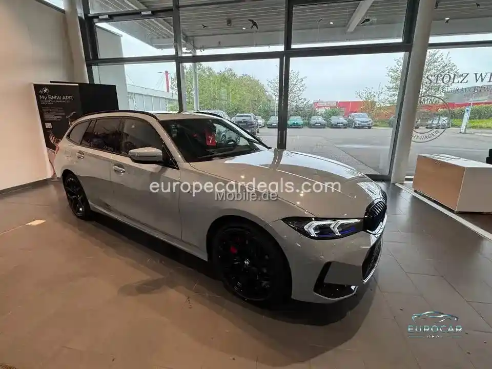 BMW 330