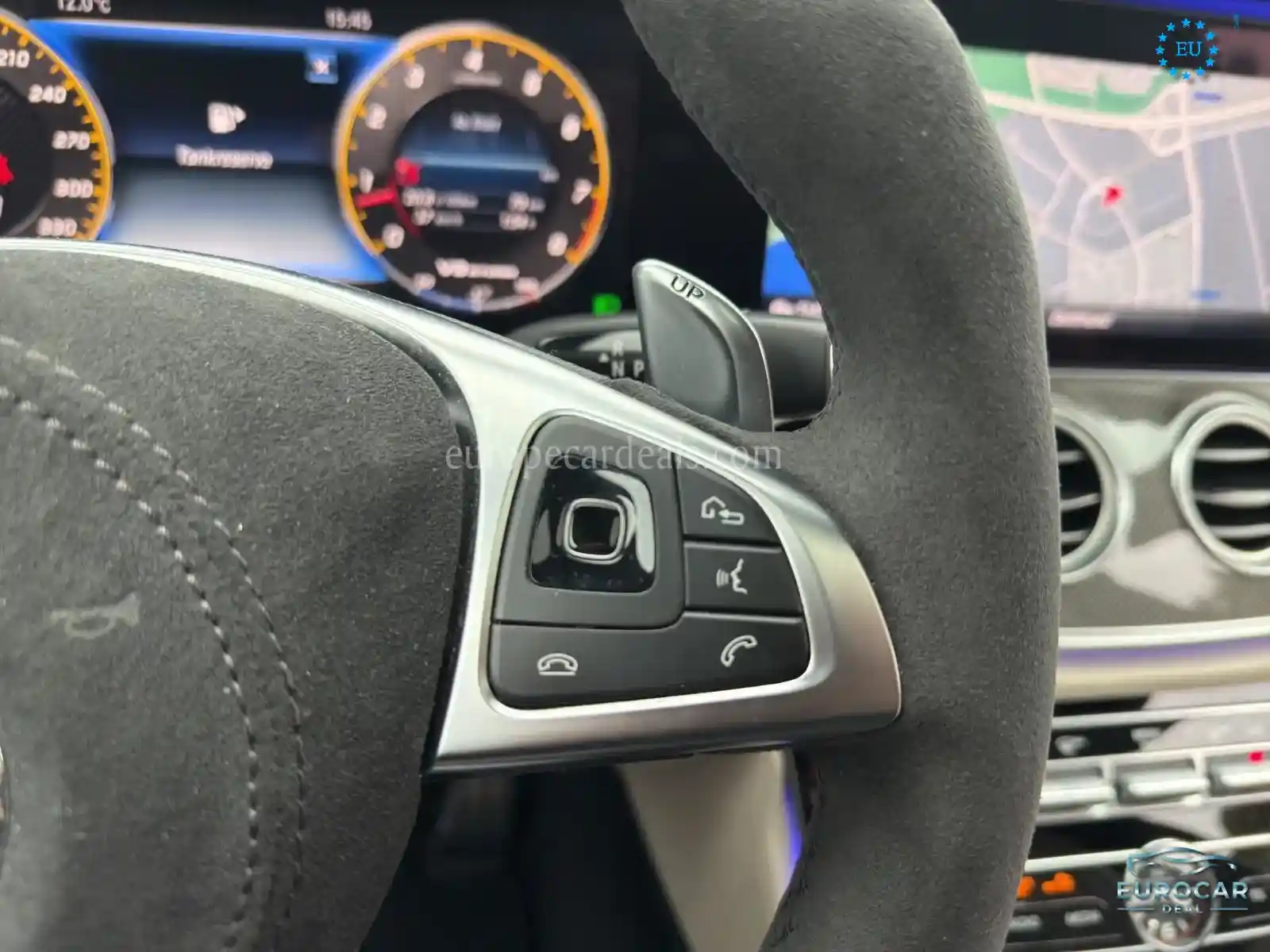 Mercedes-Benz E 63 AMG