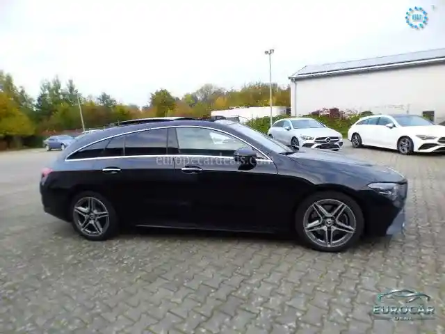 Mercedes-Benz CLA 200 Shooting Brake