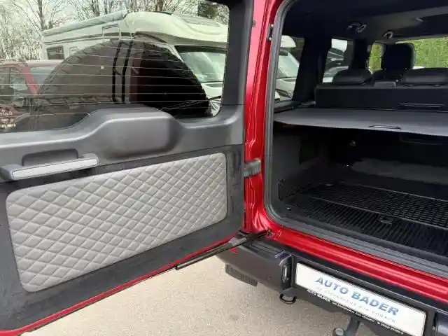 Mercedes-Benz G 500