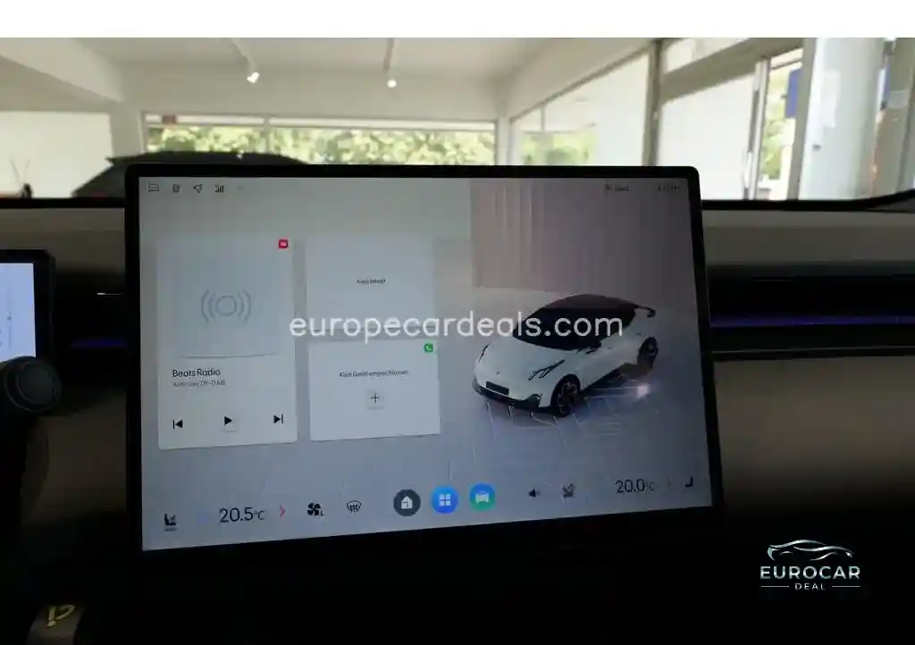 Lynk&Co 02
