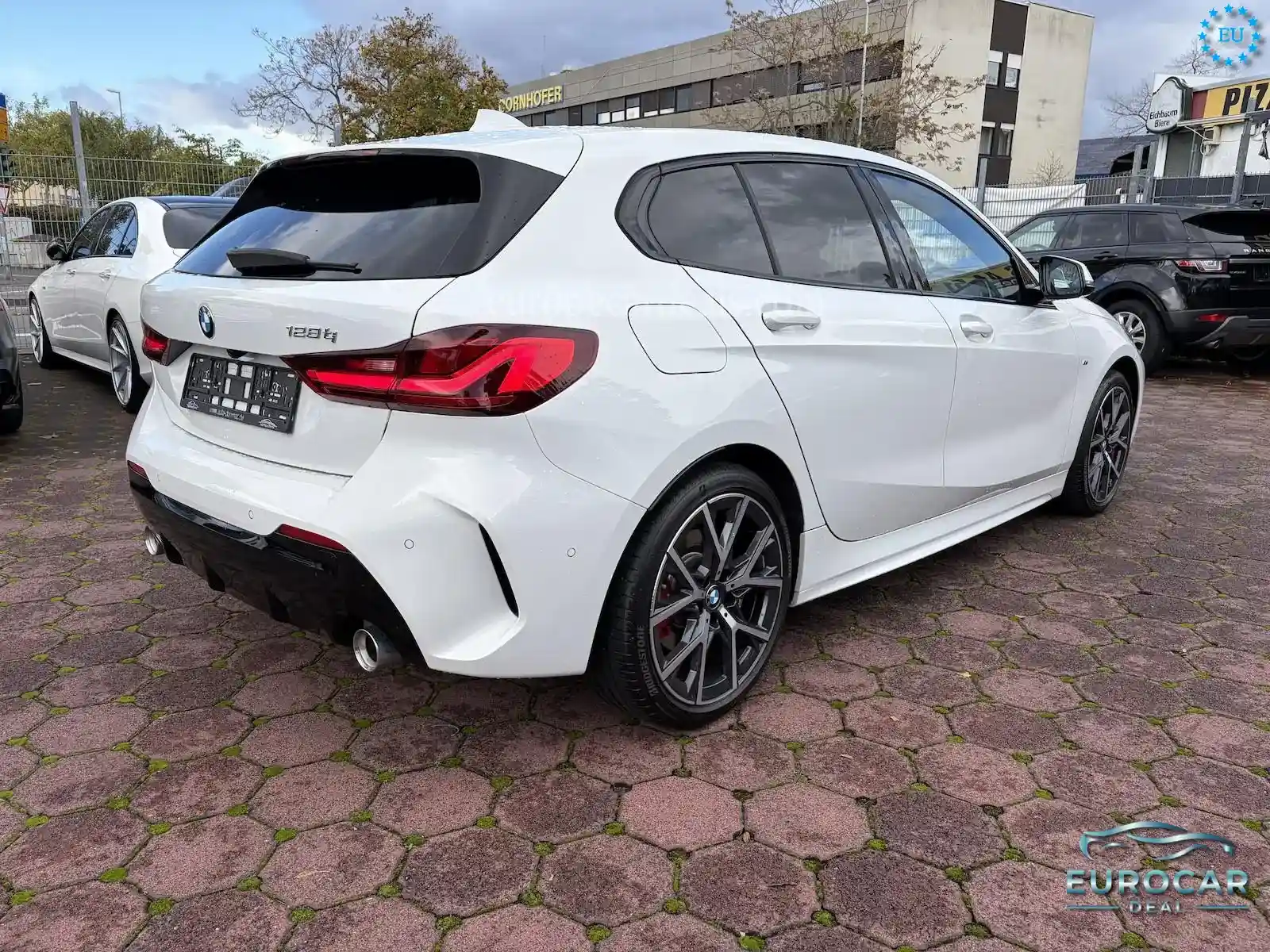 BMW 128