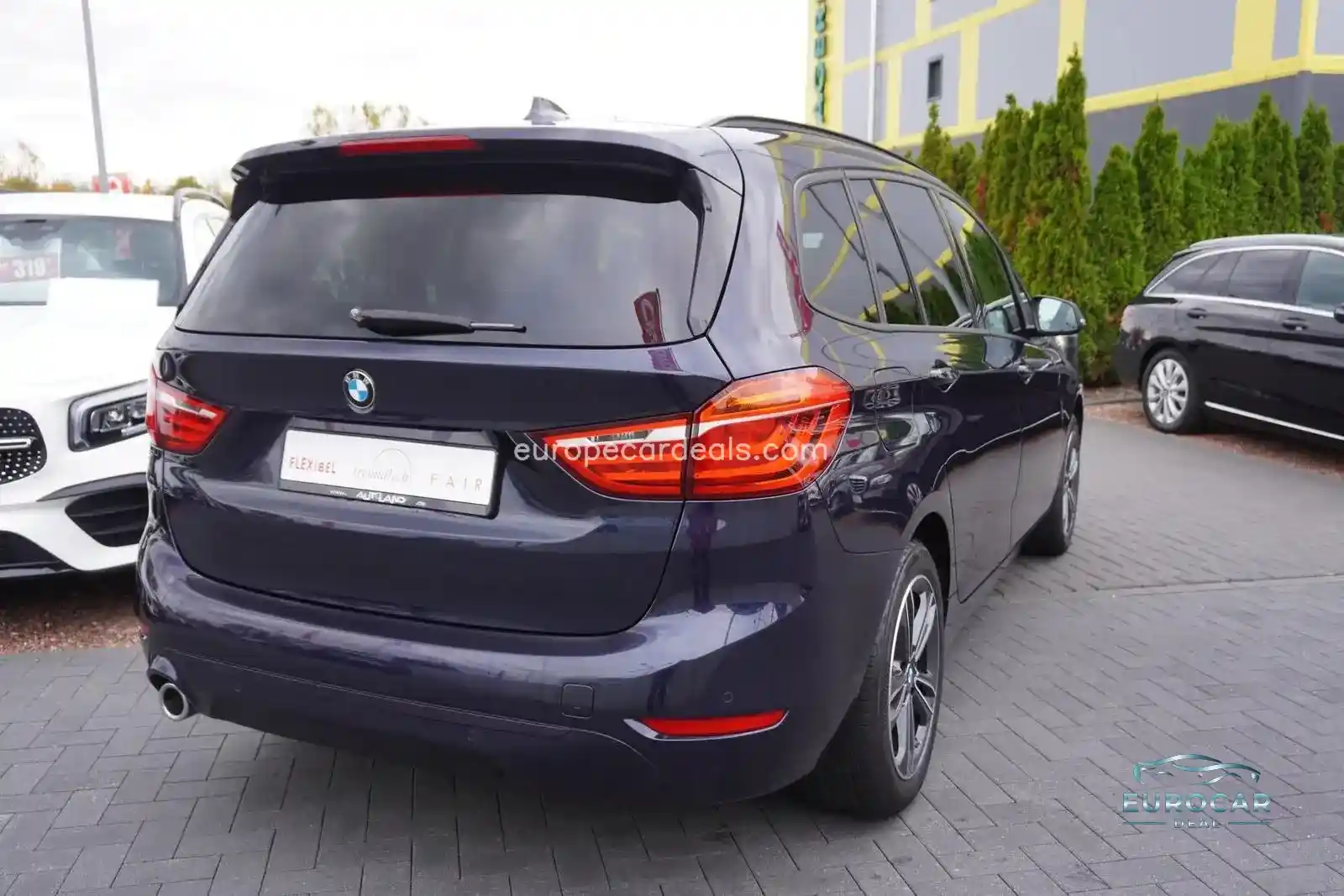 BMW 216