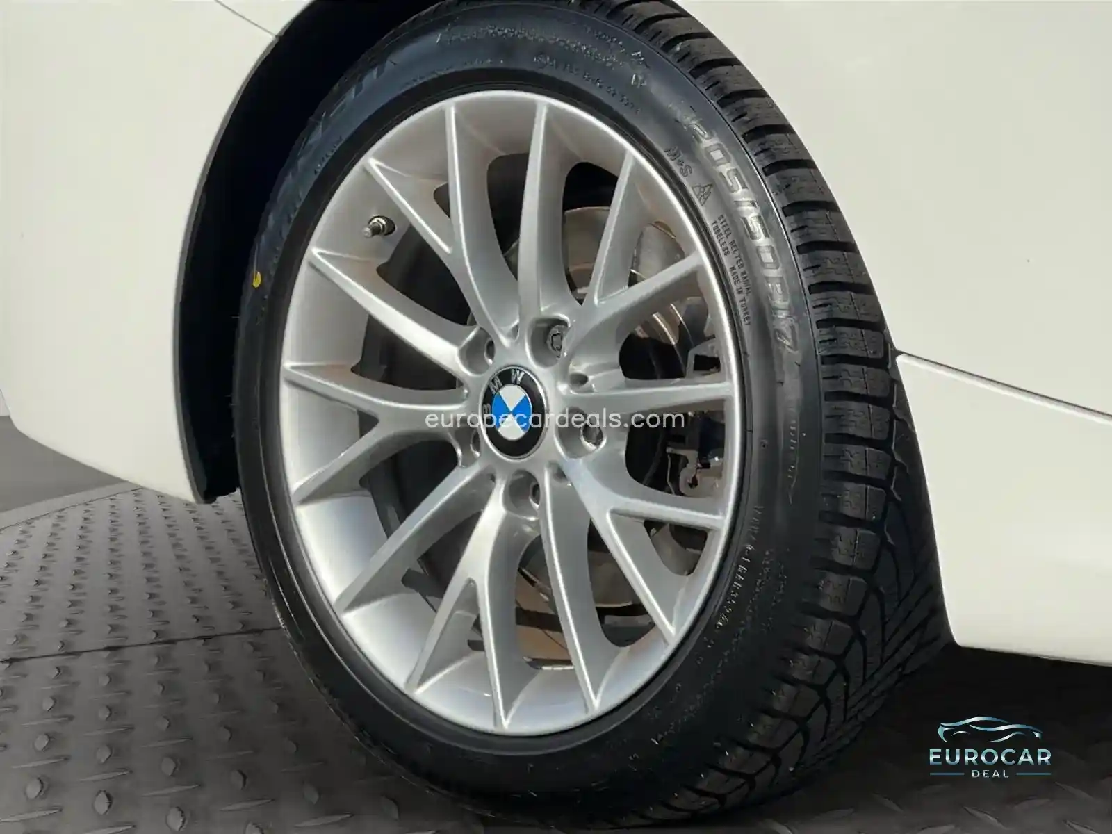 BMW 230