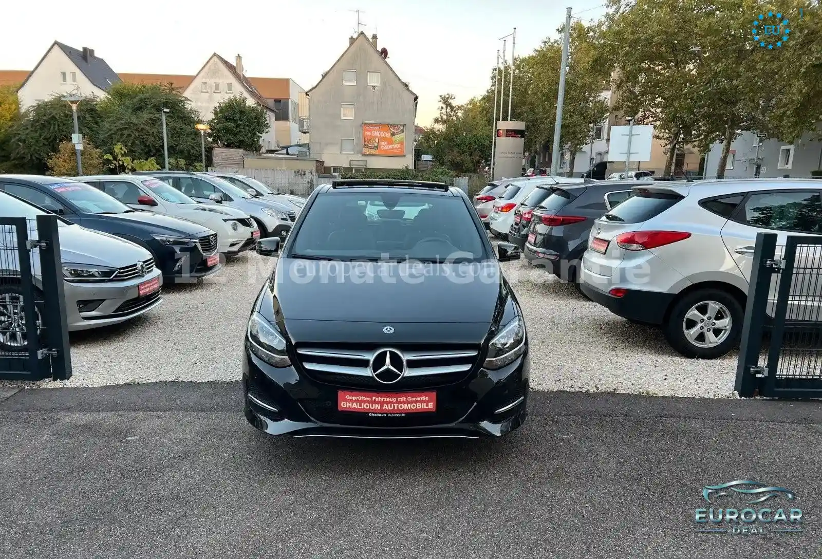 Mercedes-Benz B 180