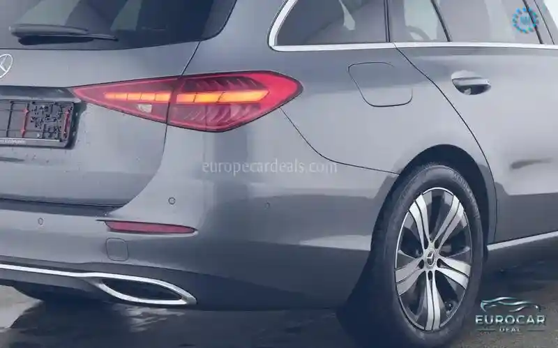 Mercedes-Benz C 220