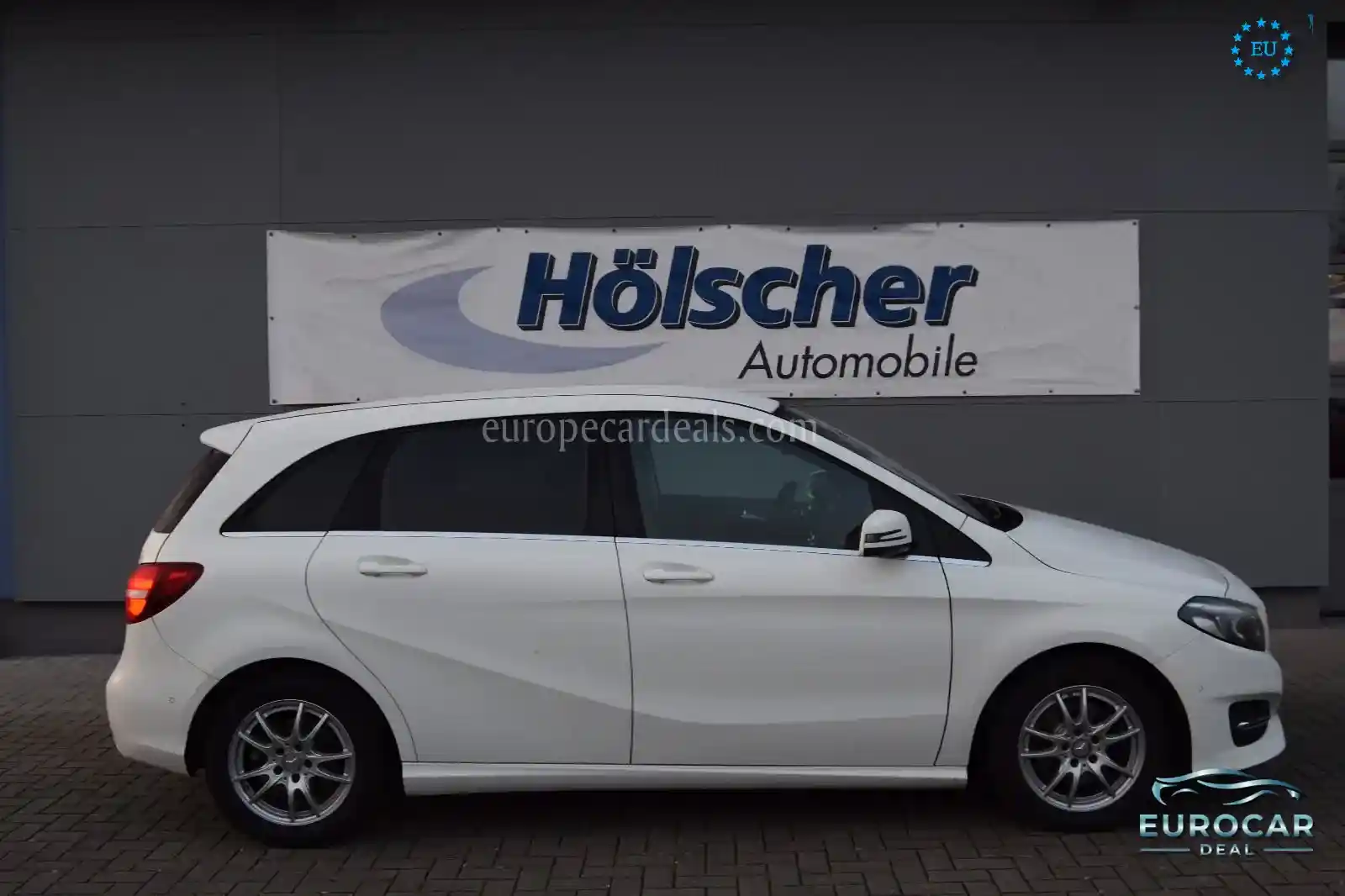 Mercedes-Benz B 180