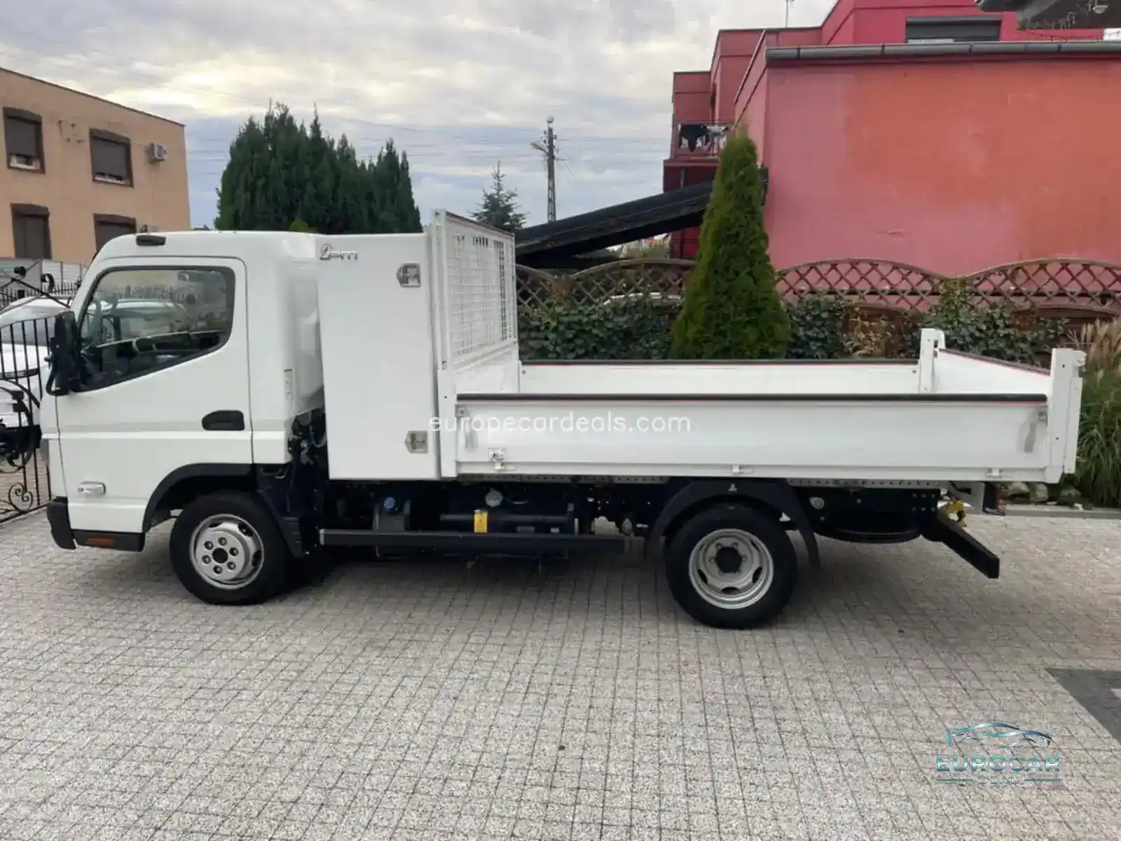Mitsubishi Canter