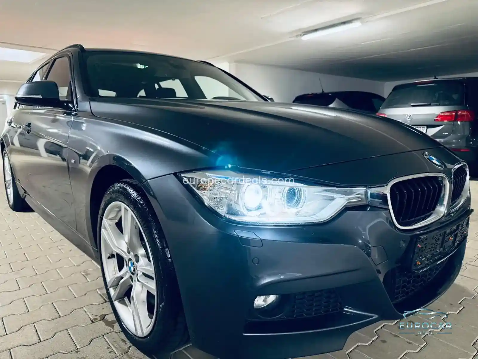 BMW 330