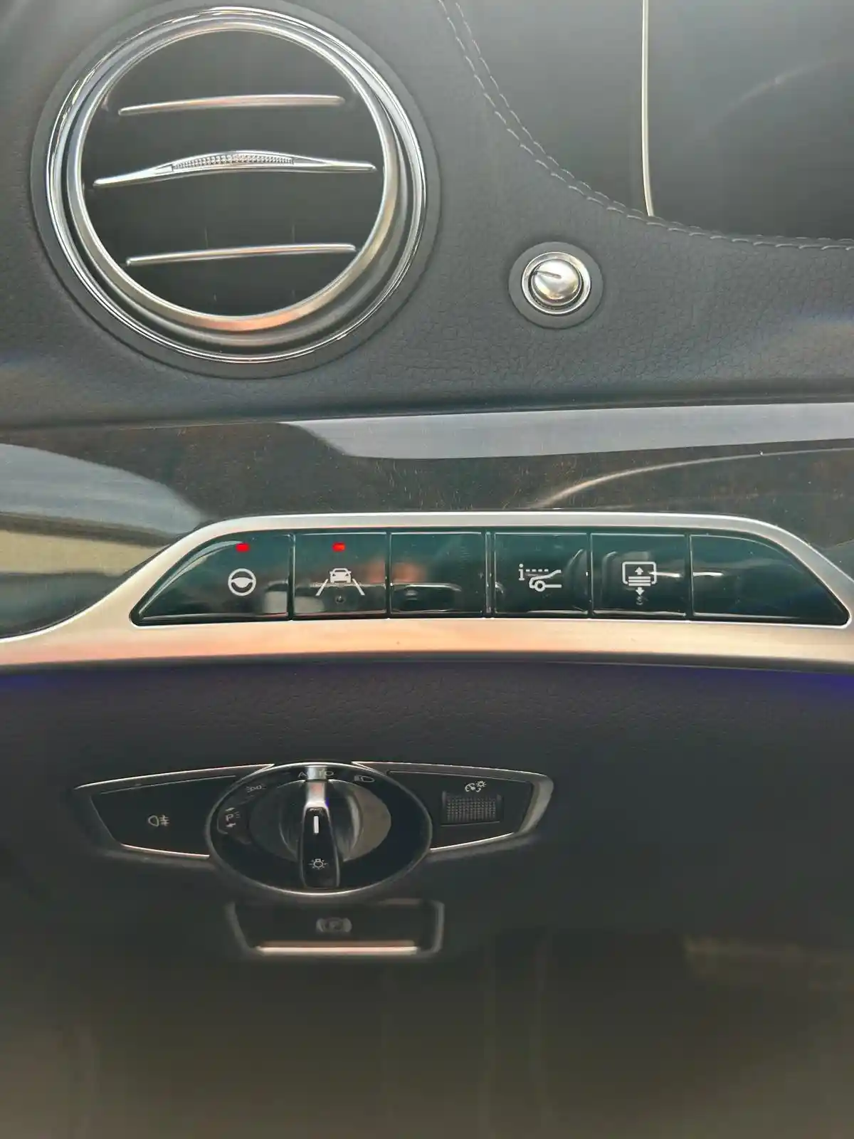 Mercedes-Benz S 560