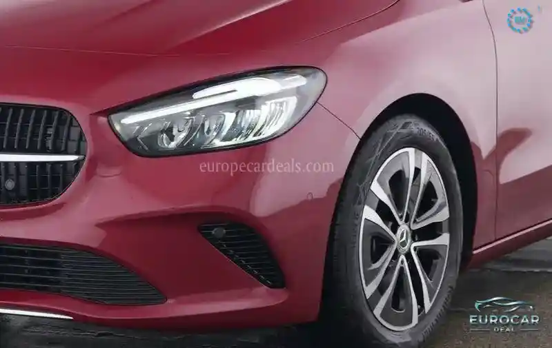 Mercedes-Benz B 200