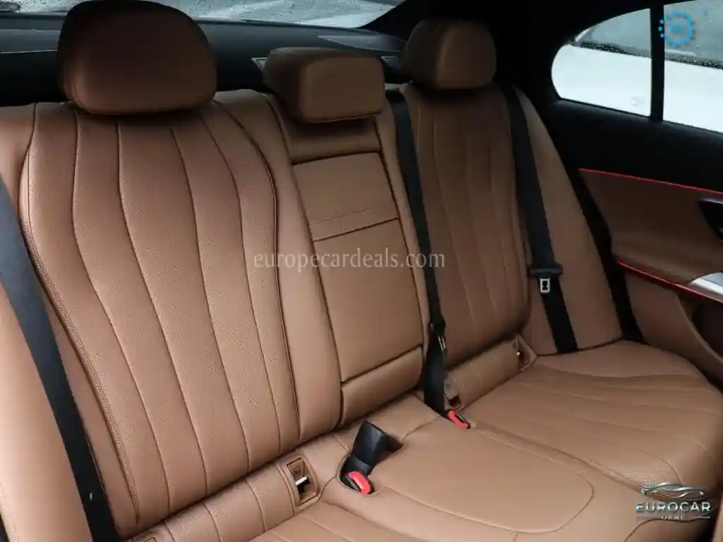 Mercedes-Benz E 200