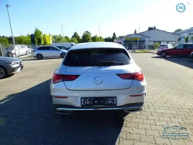 Mercedes-Benz CLA 220 Shooting Brake