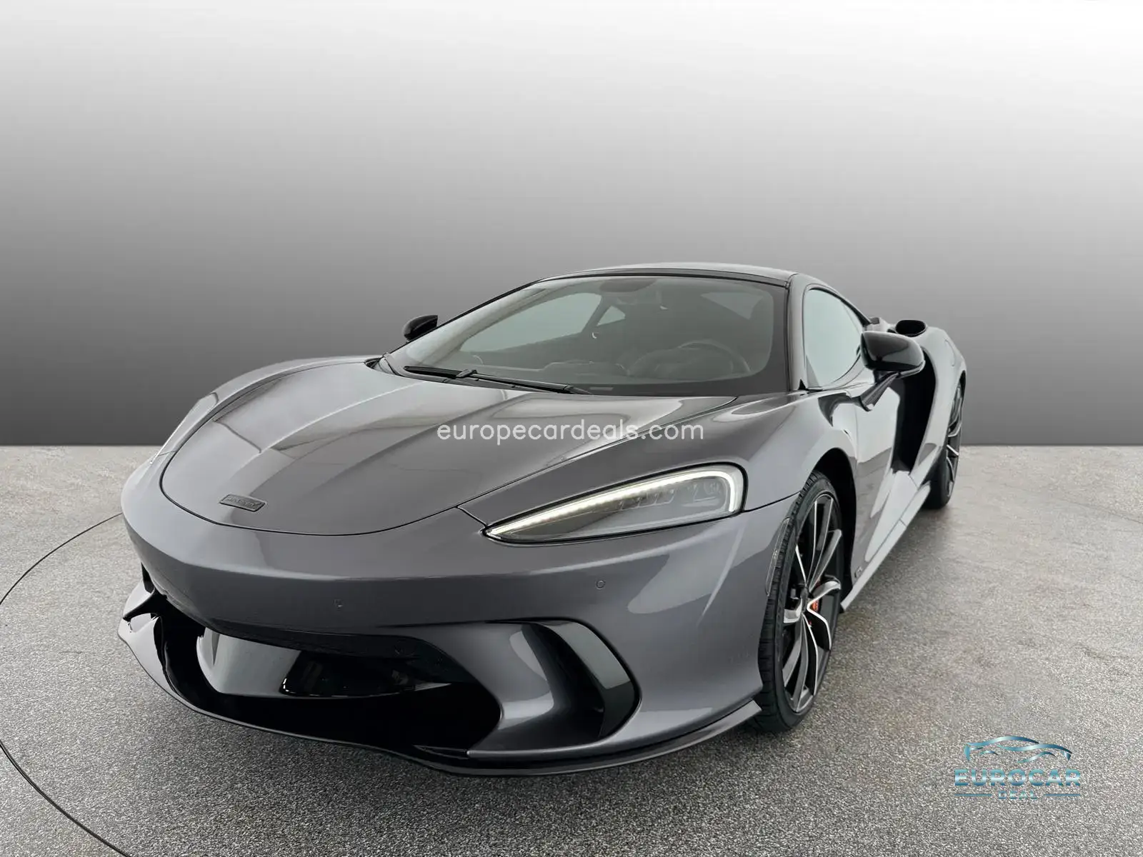 McLaren GT