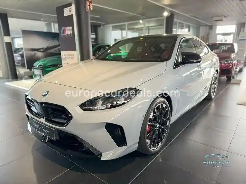 BMW M235