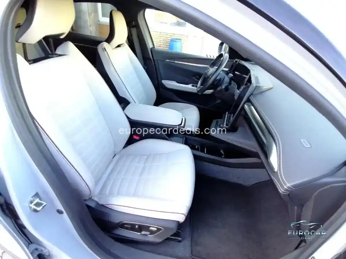 Renault Megane E-TECH