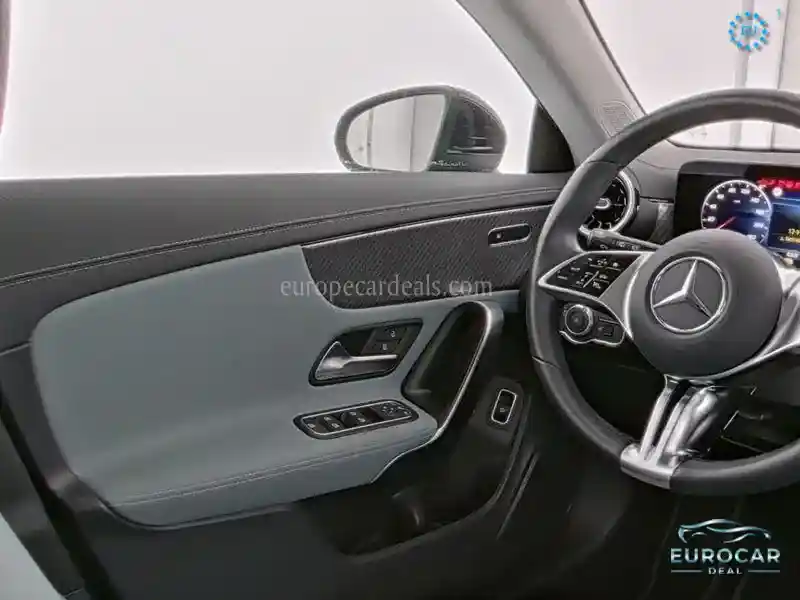 Mercedes-Benz CLA 180 Shooting Brake
