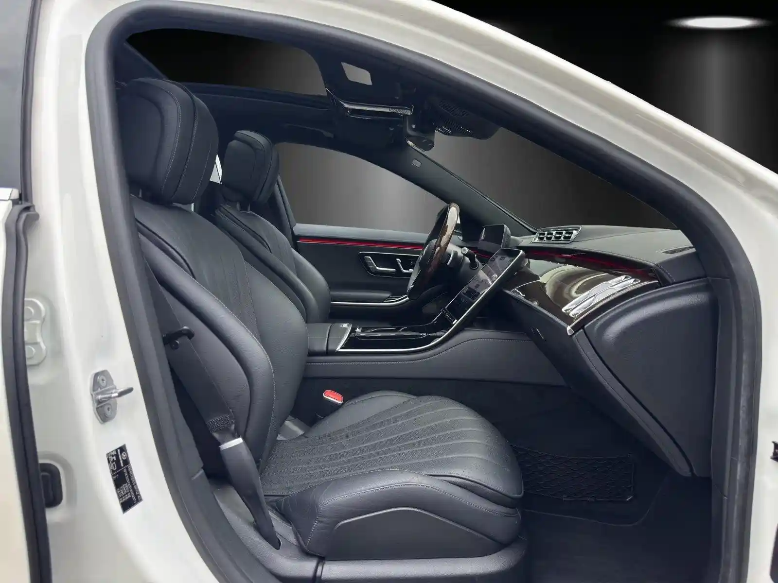 Mercedes-Benz S 500