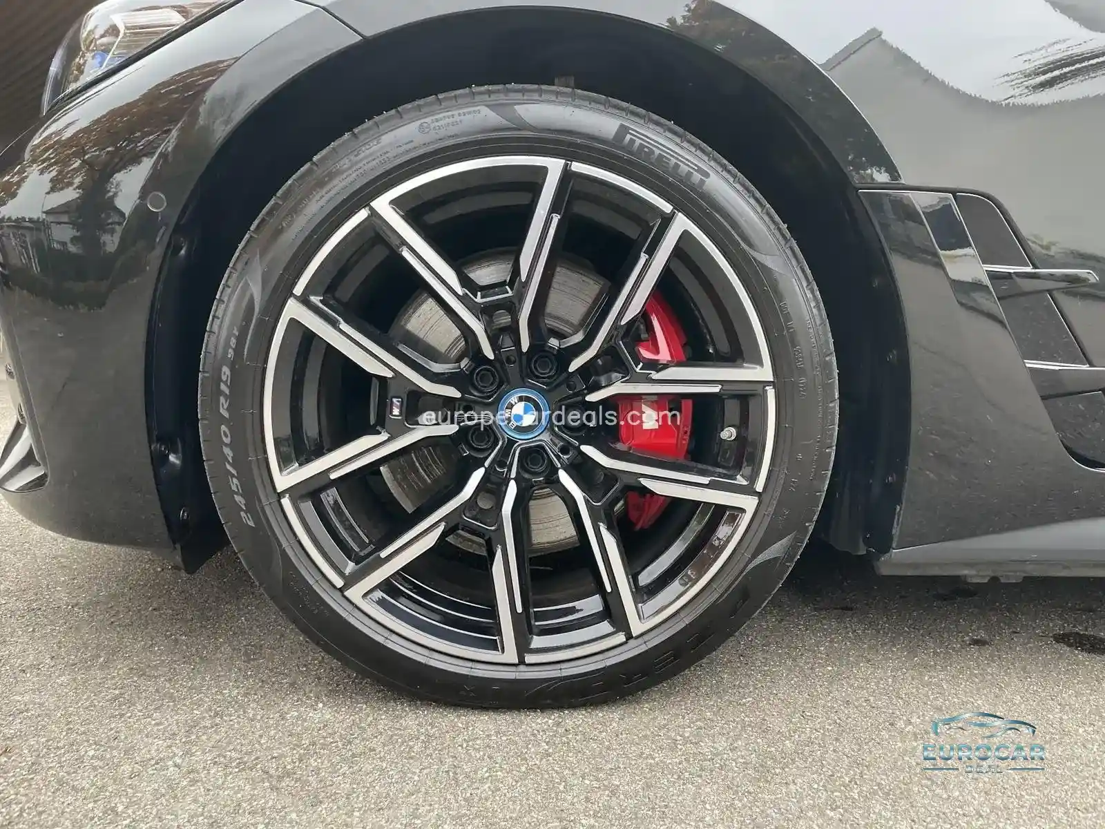 BMW i4