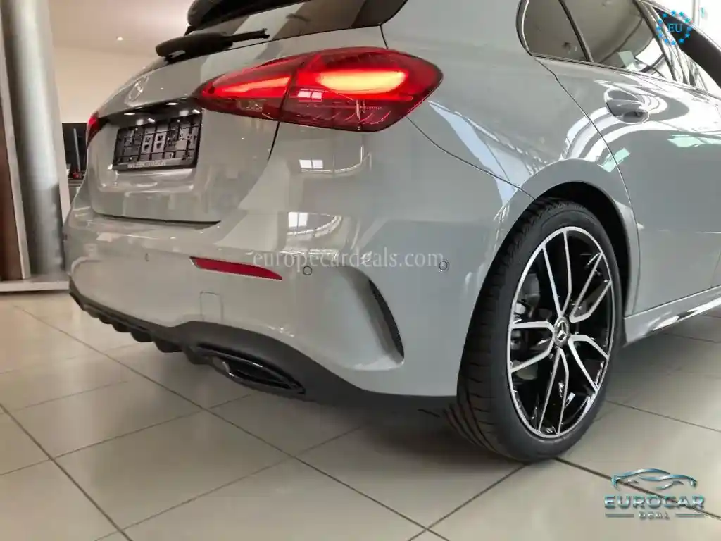 Mercedes-Benz A 180