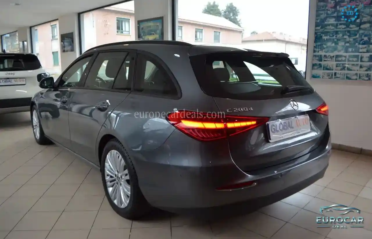 Mercedes-Benz C 220