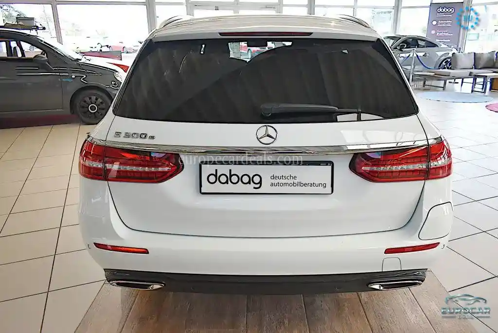 Mercedes-Benz E 300