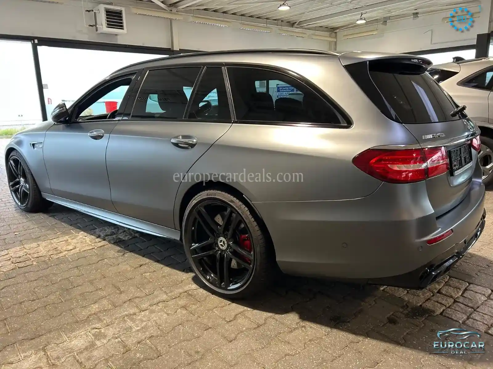 Mercedes-Benz E 63 AMG